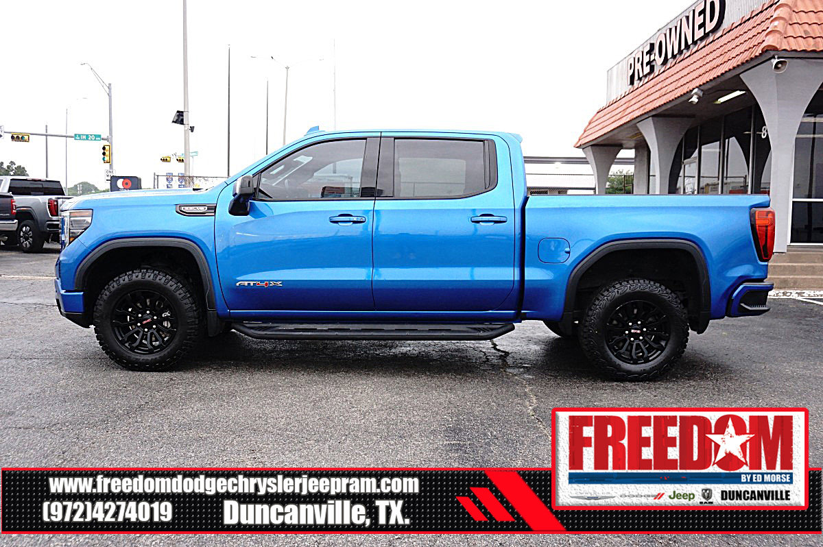 Used 2022 GMC Sierra 1500 AT4X AWD/4WD image 2