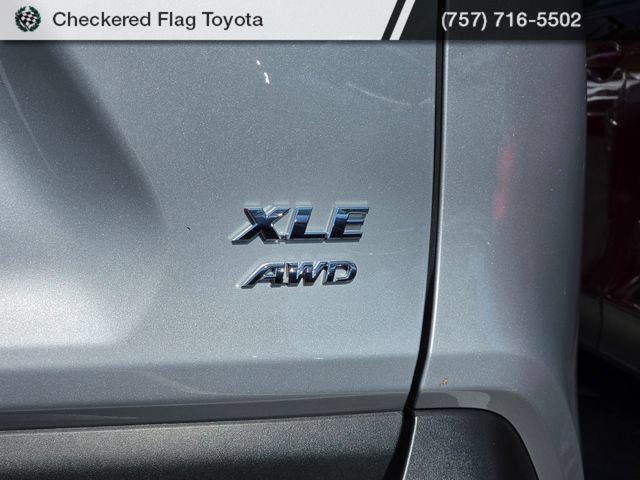 Used 2025 Toyota RAV4 XLE Premium w/ Weather Package AWD/4WD image 8