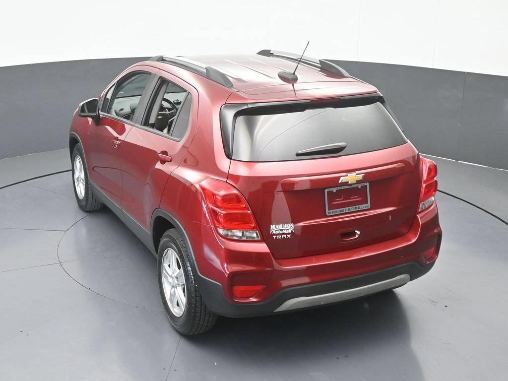 Used 2021 Chevrolet Trax LT w/ LT Convenience Package FWD image 46
