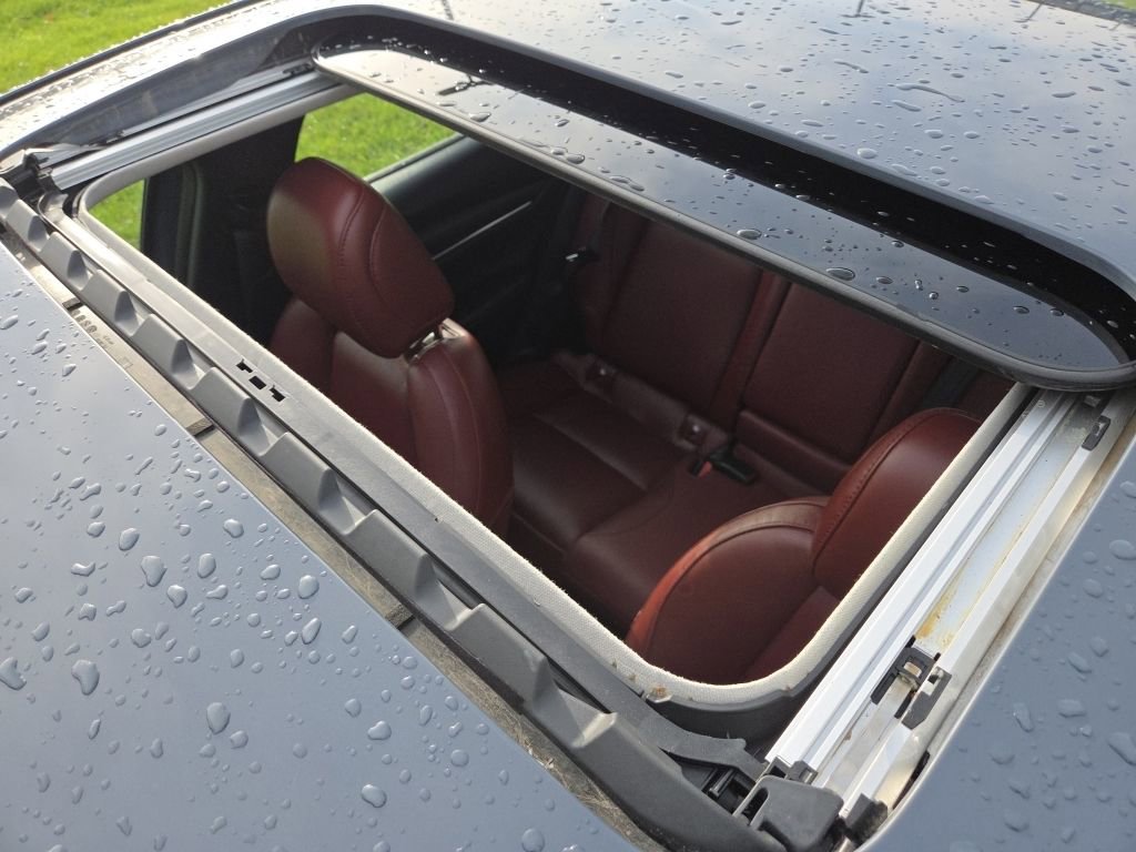 Used 2023 MAZDA MAZDA3 s image 3