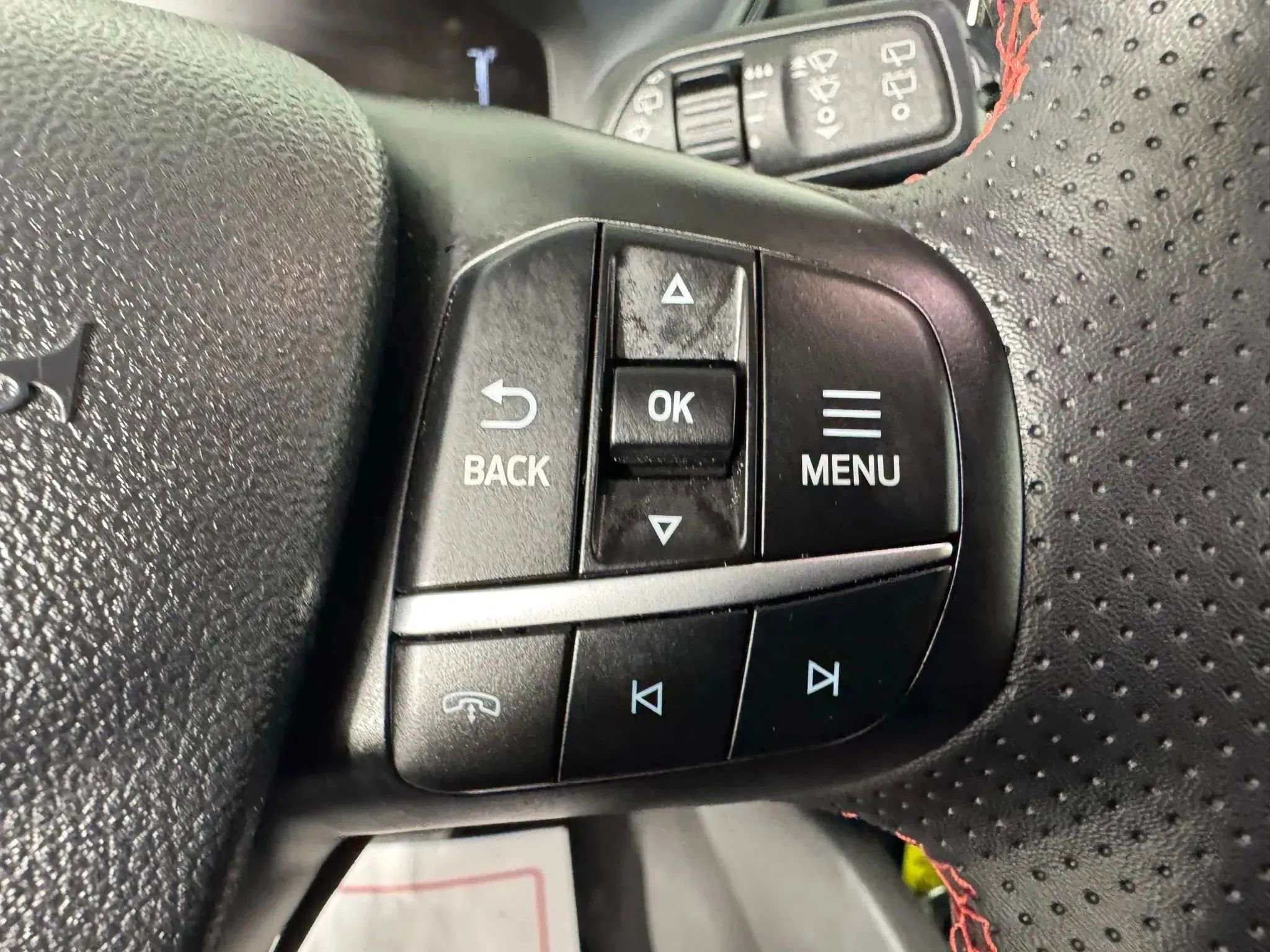 Used 2023 Ford Escape ST-Line image 17