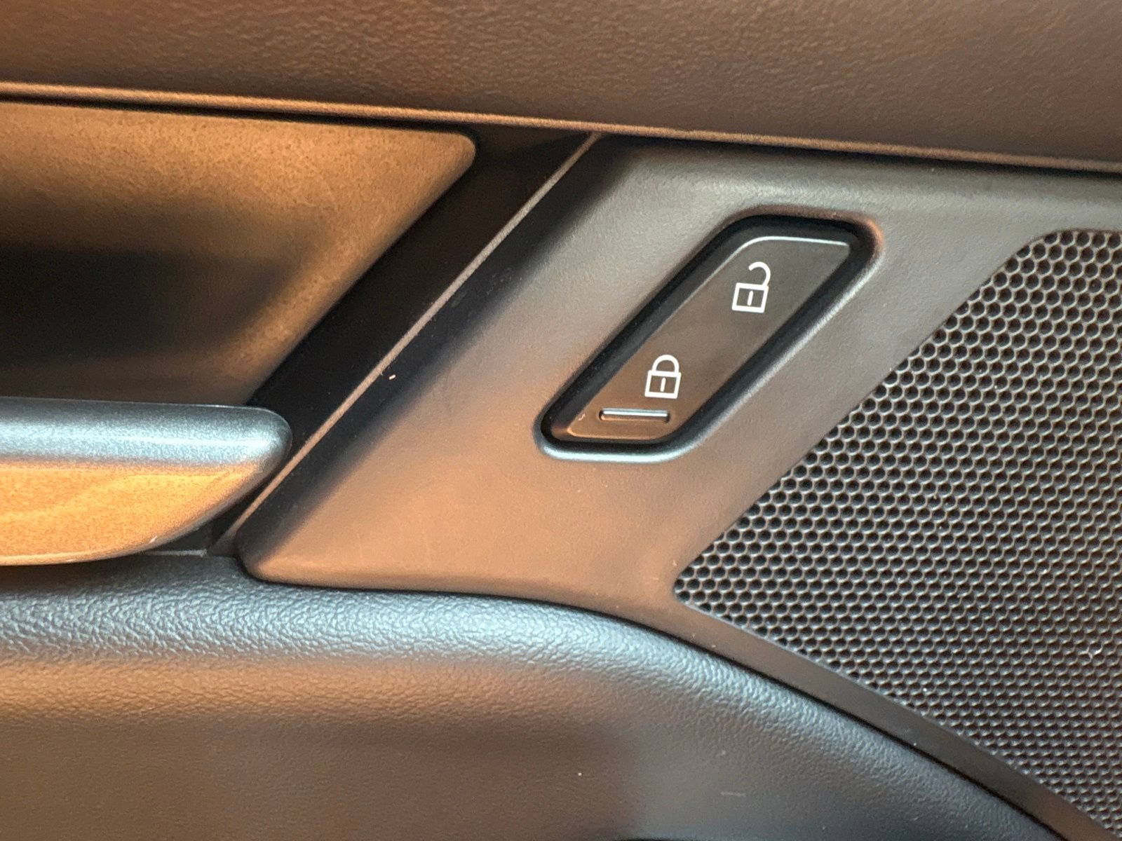 Used 2025 MAZDA MAZDA3 s Sport FWD image 15