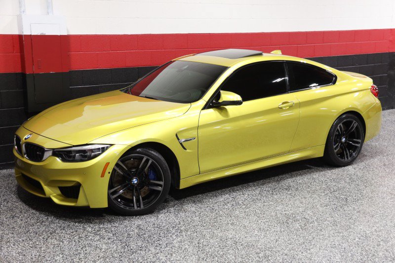 Used 2019 BMW M4 Coupe w/ Executive Package RWD image 19