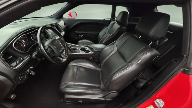 Used 2020 Dodge Challenger SXT w/ Plus Package RWD image 18