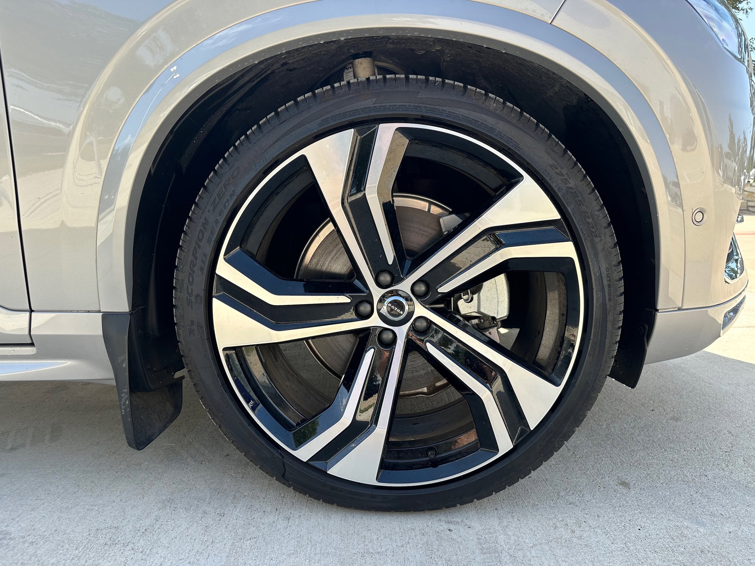Used 2025 Volvo XC90 B6 Ultra w/ Lounge Package AWD/4WD image 7