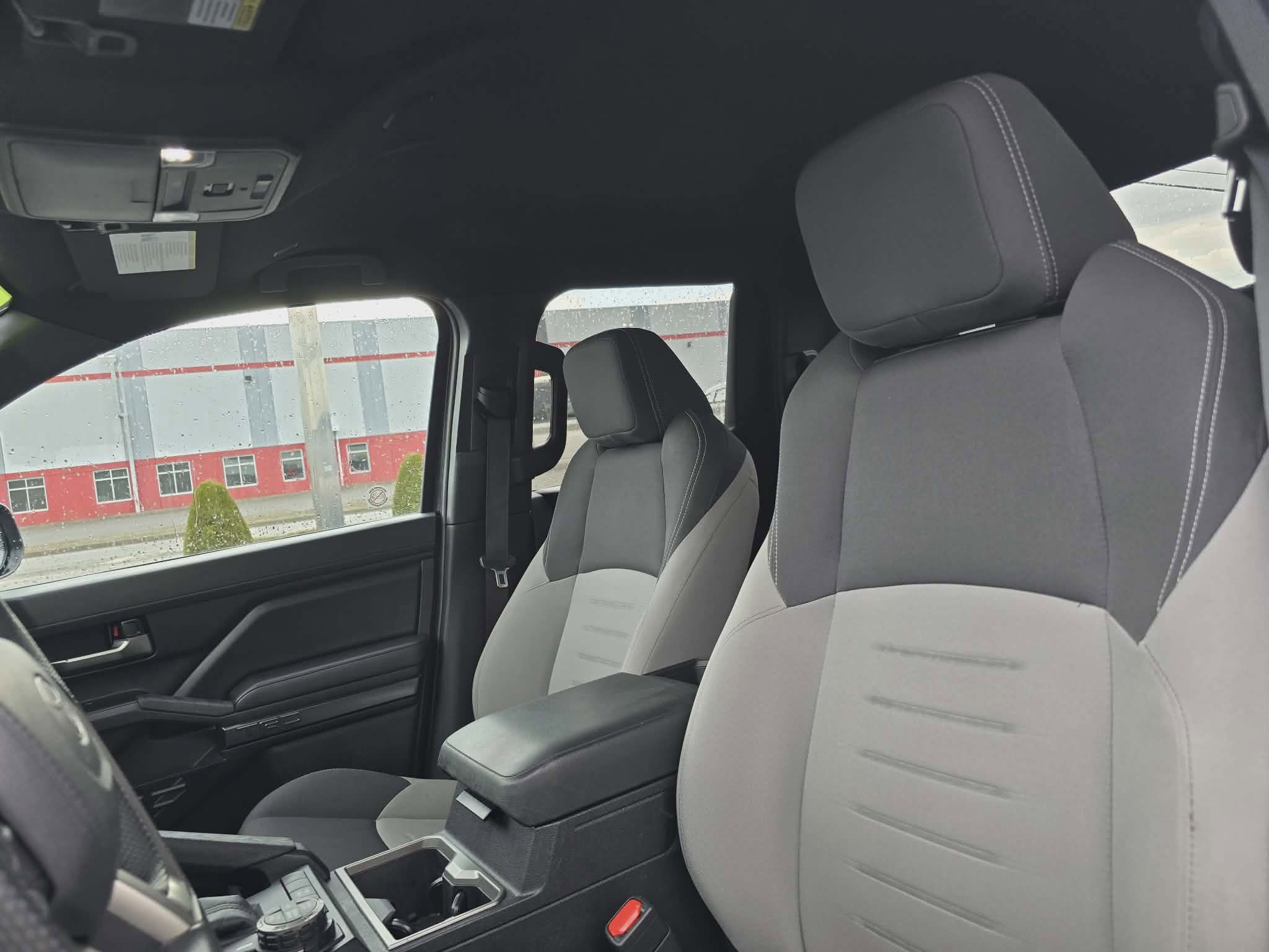 Used 2025 Toyota Tacoma TRD Off-Road image 11