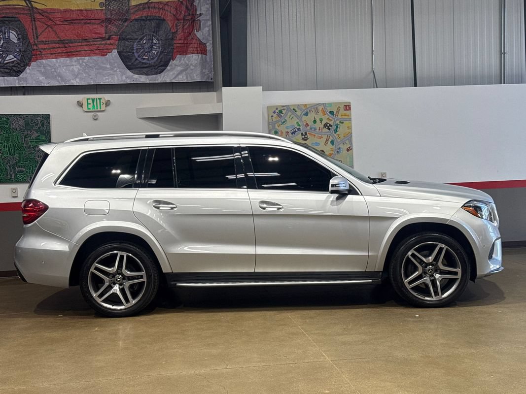 Used 2019 Mercedes-Benz GLS 550 4MATIC image 3