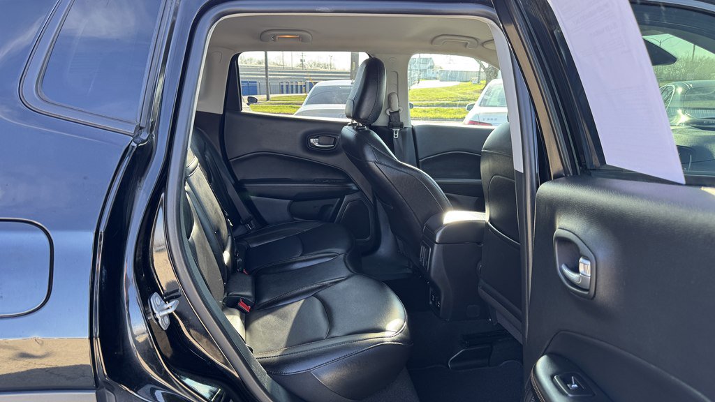 Used 2019 Jeep Compass Limited image 24