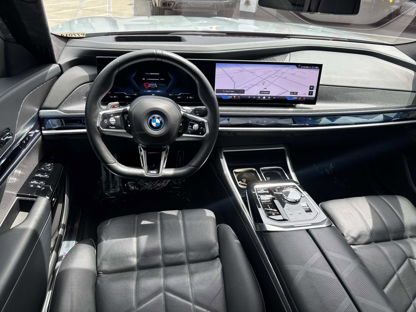 Certified 2023 BMW i7 xDrive60 image 8