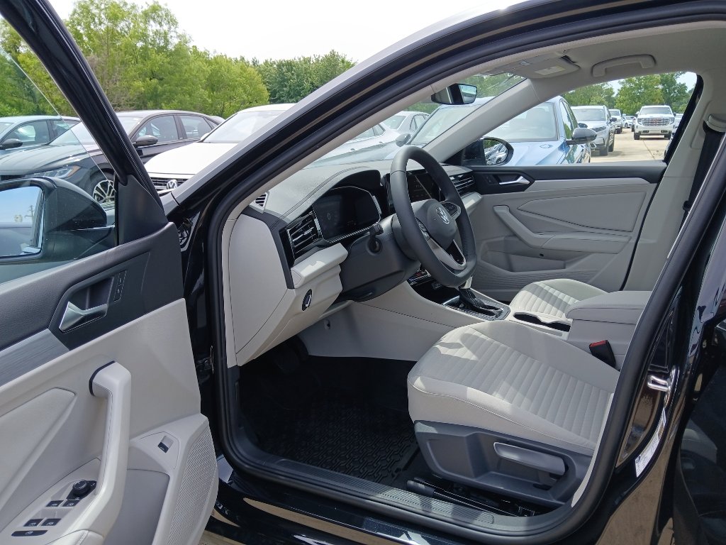 New 2026 Volkswagen Jetta S FWD image 9