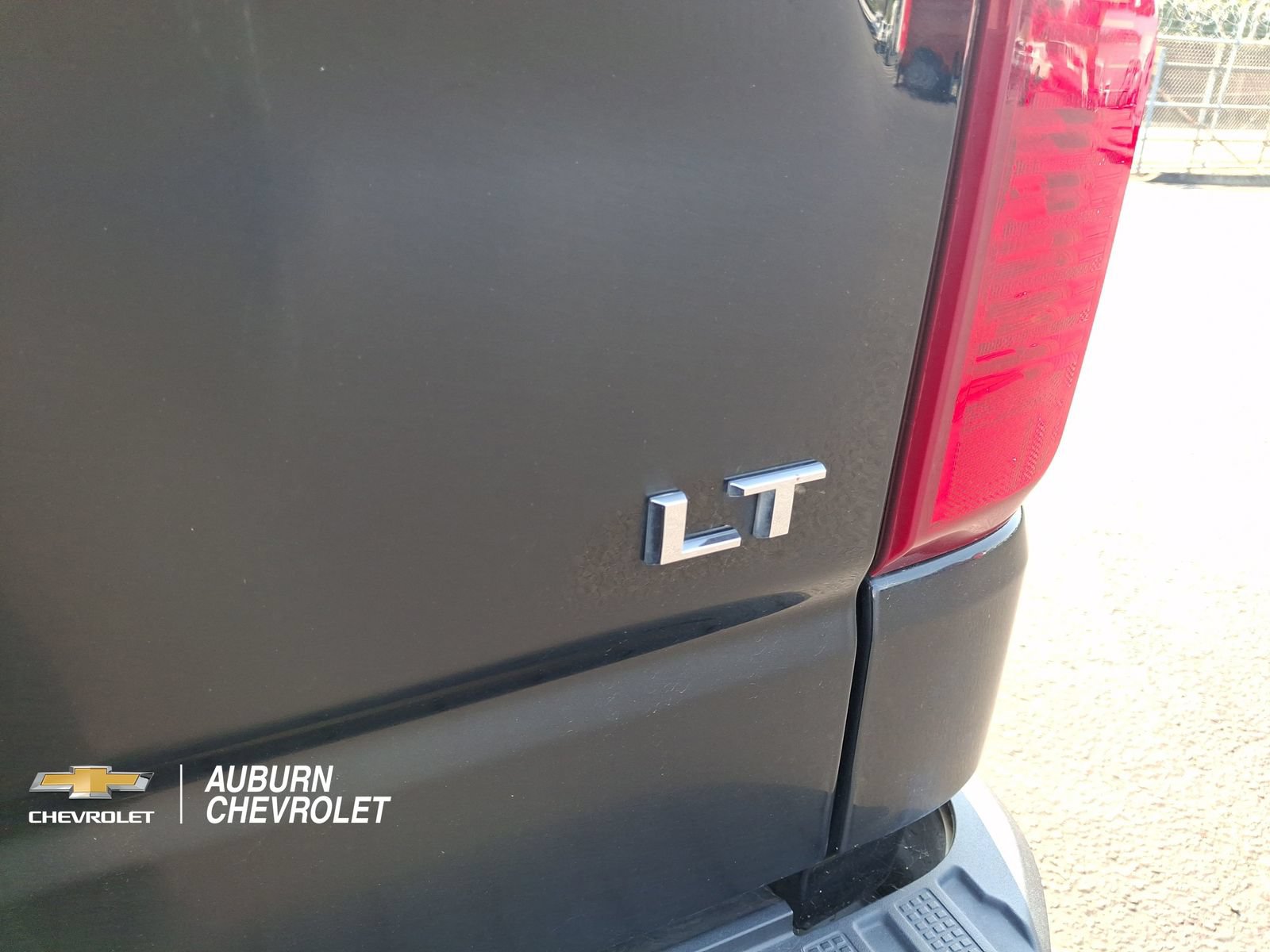 Used 2025 Chevrolet Silverado 1500 LT AWD/4WD image 23