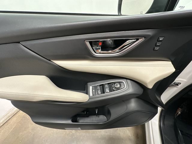 Used 2019 Subaru Ascent Limited AWD/4WD image 17