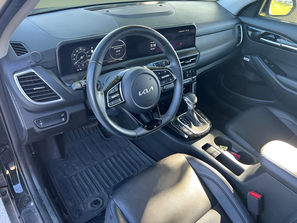 Used 2024 Kia Seltos SX w/ SX Sunroof Package AWD/4WD image 17