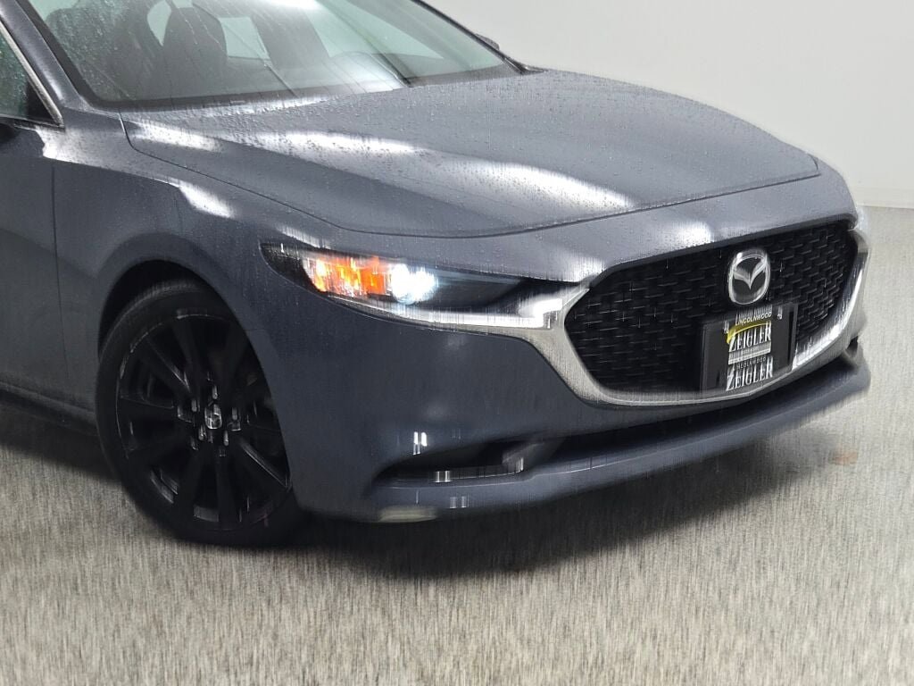 Used 2023 MAZDA MAZDA3 s image 2