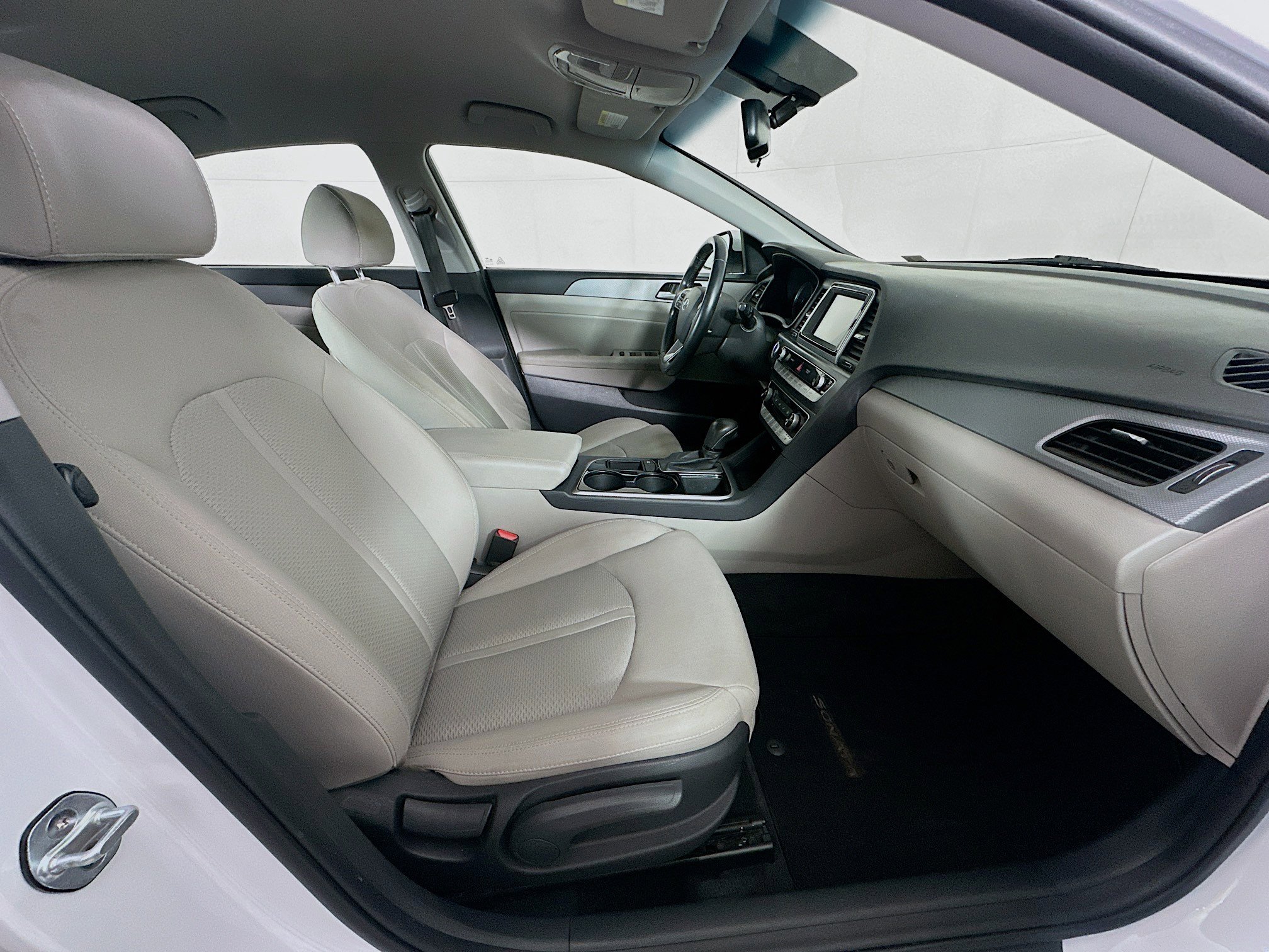 Used 2018 Hyundai Sonata SEL FWD image 29