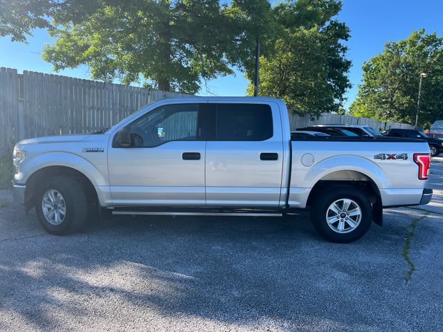 Used 2017 Ford F150 XLT AWD/4WD image 2