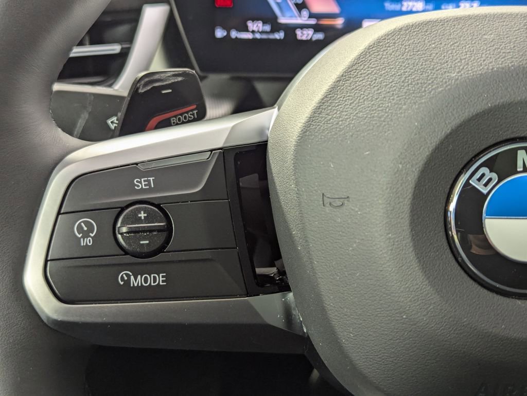 Used 2025 BMW X2 xDrive28i w/ M Sport Package image 7