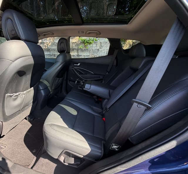 Used 2023 Hyundai Santa Fe SEL w/ Premium Package FWD image 37