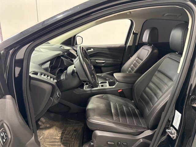 Used 2017 Ford Escape Titanium AWD/4WD image 8