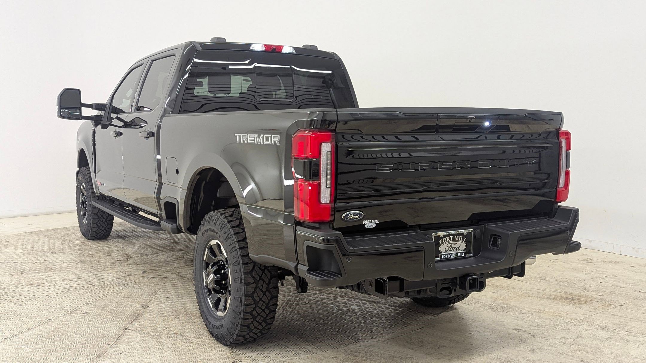 New 2026 Ford F250 Platinum image 3