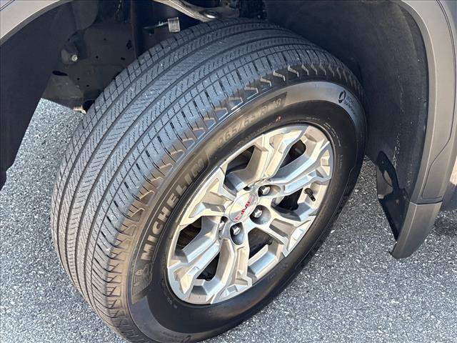 Certified 2025 GMC Sierra 1500 SLT AWD/4WD image 24