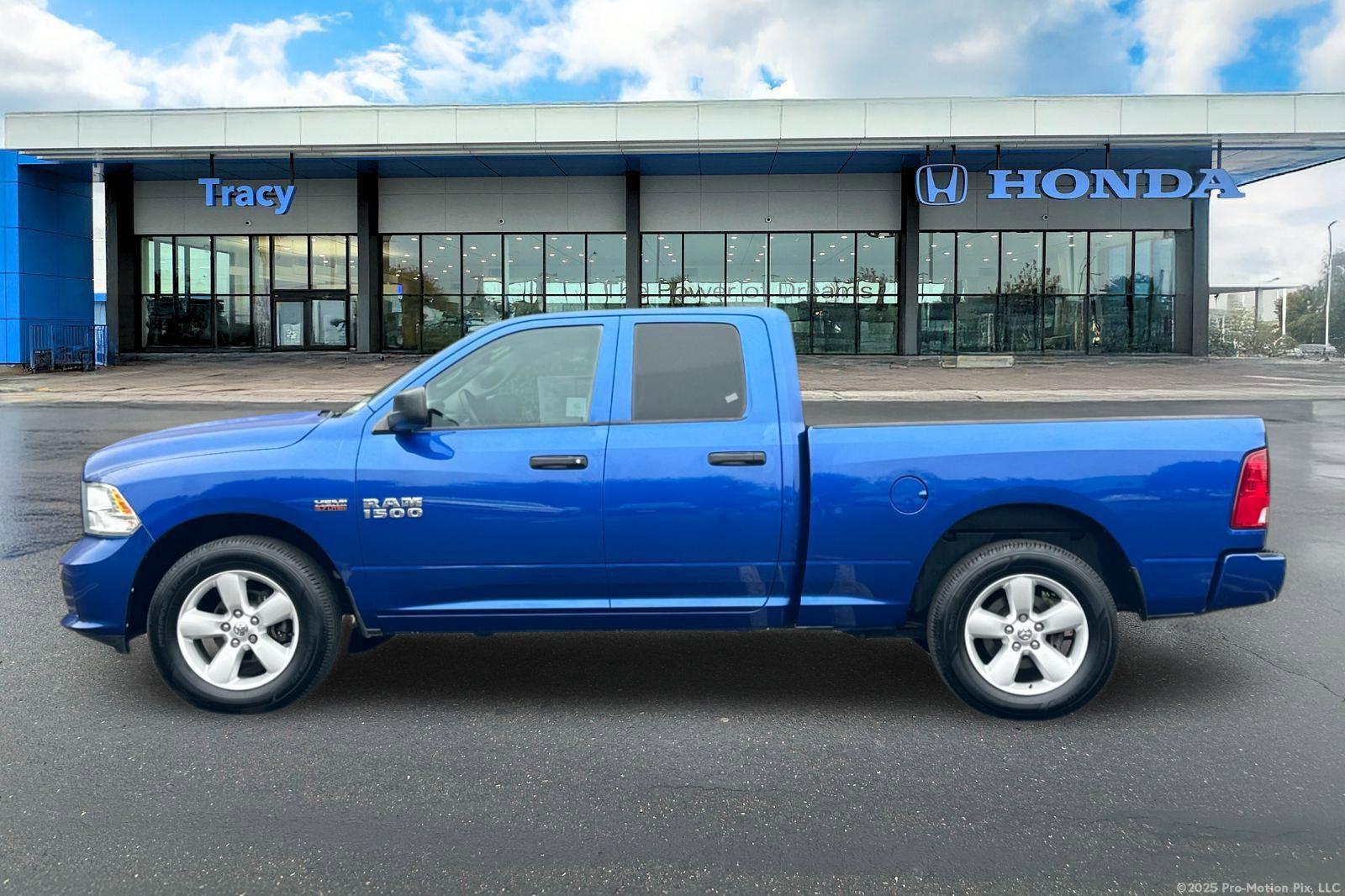 Used 2015 RAM 1500 Express image 11