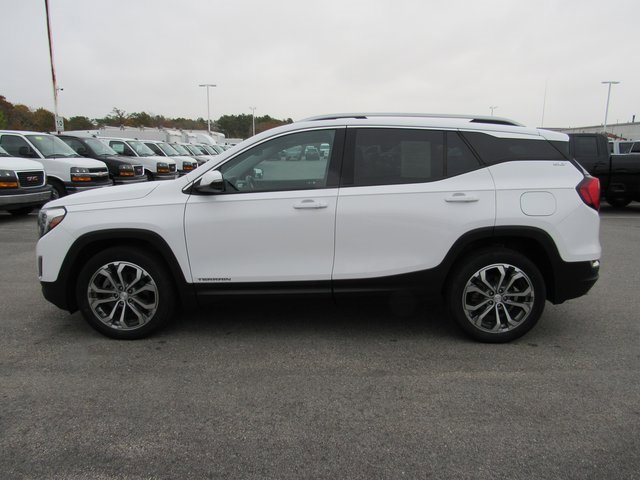Used 2020 GMC Terrain SLT w/ Preferred Package image 2