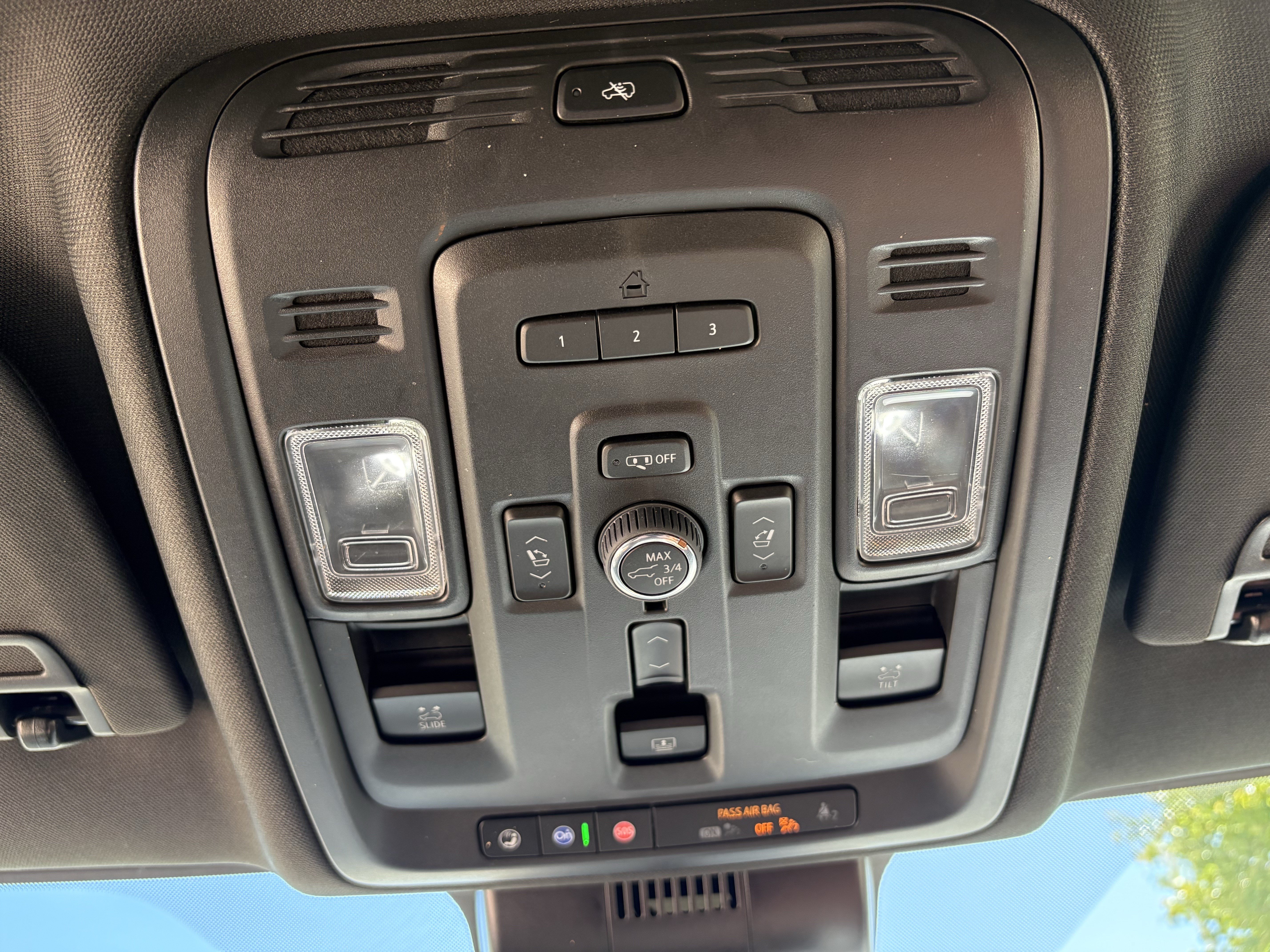 Used 2023 GMC Yukon Denali Ultimate AWD/4WD image 21
