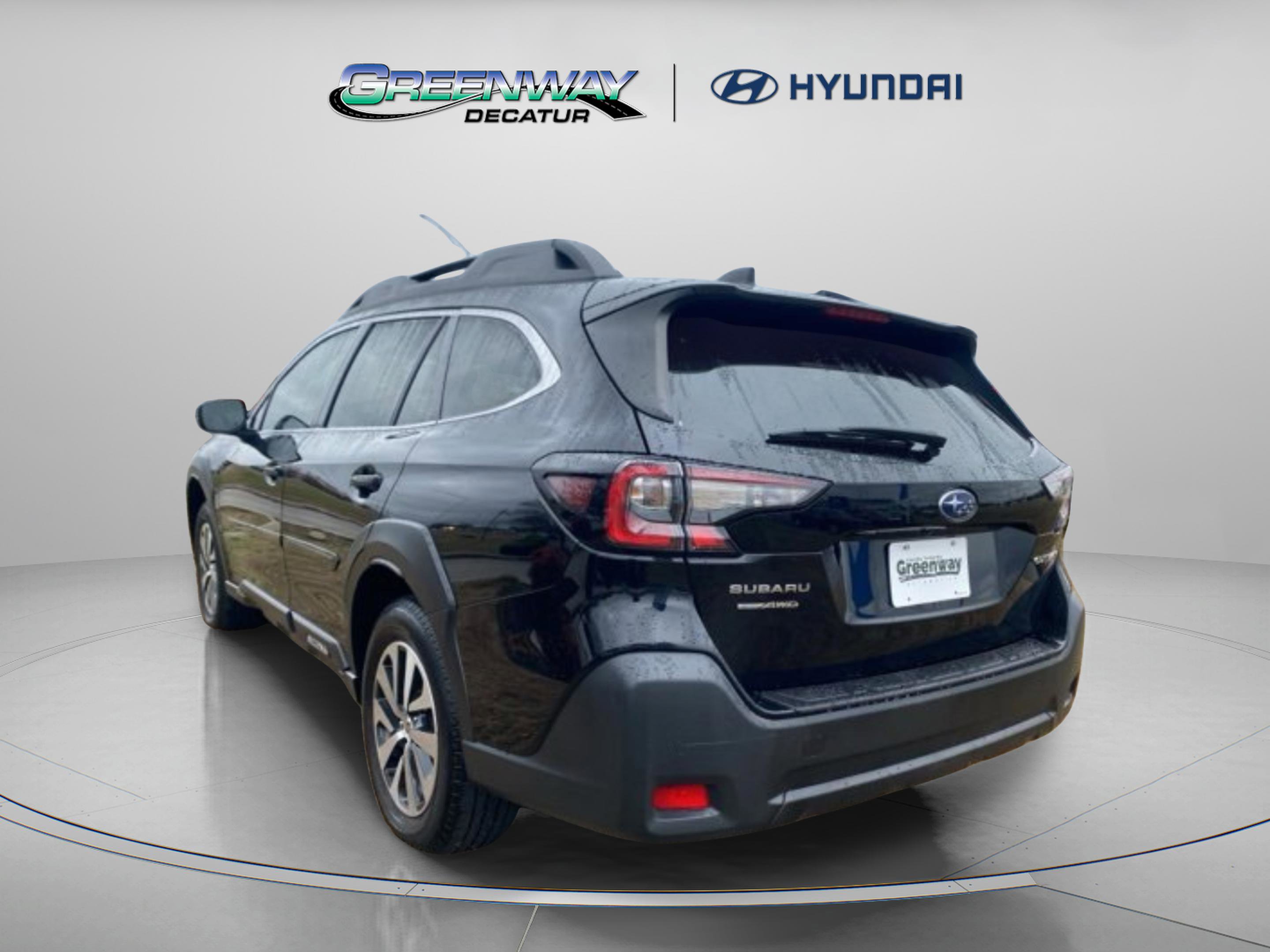 Used 2024 Subaru Outback Premium w/ Popular Package #1A image 8