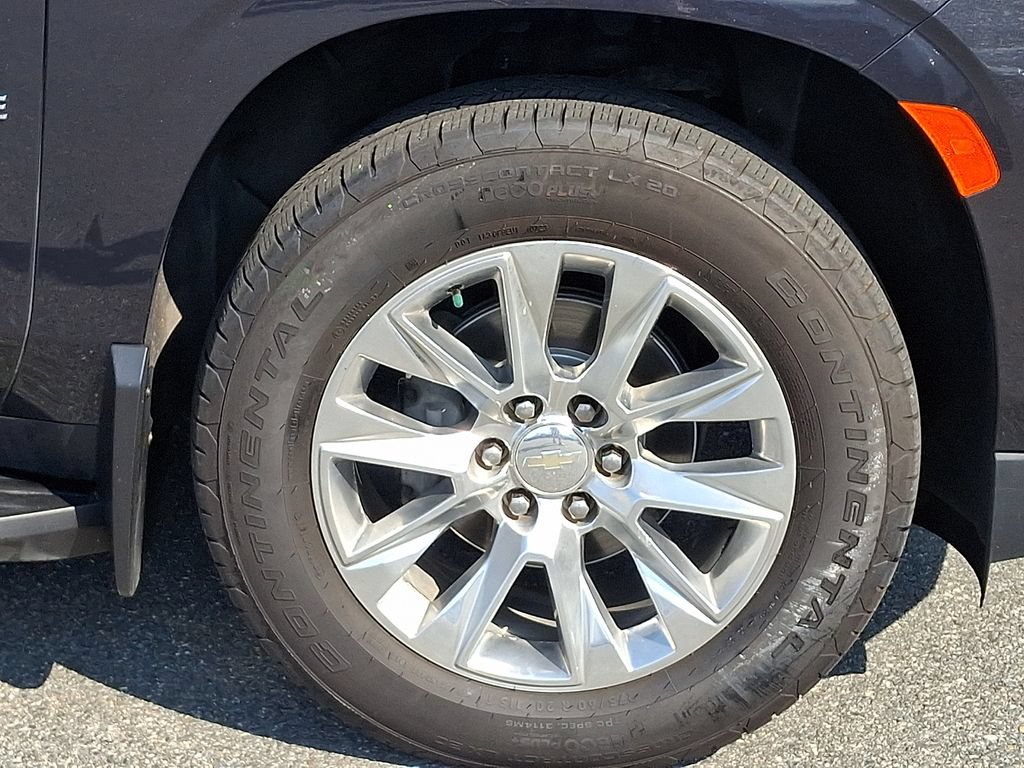 Used 2023 Chevrolet Tahoe Premier AWD/4WD image 8