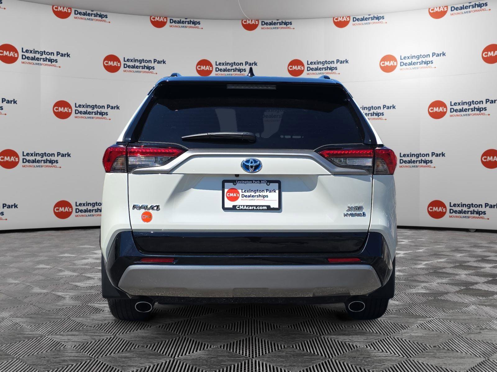 Used 2022 Toyota RAV4 XSE w/ XSE Grade Weather Package AWD/4WD image 6