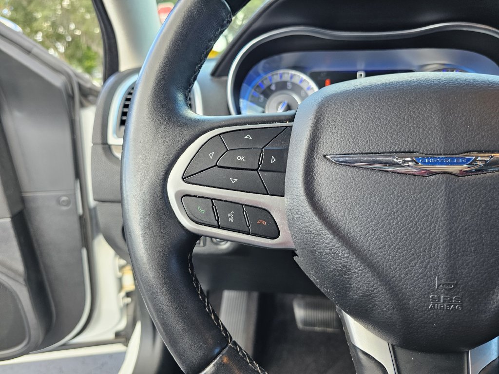 Used 2018 Chrysler 300 Limited w/ Safetytec Plus Group RWD image 25