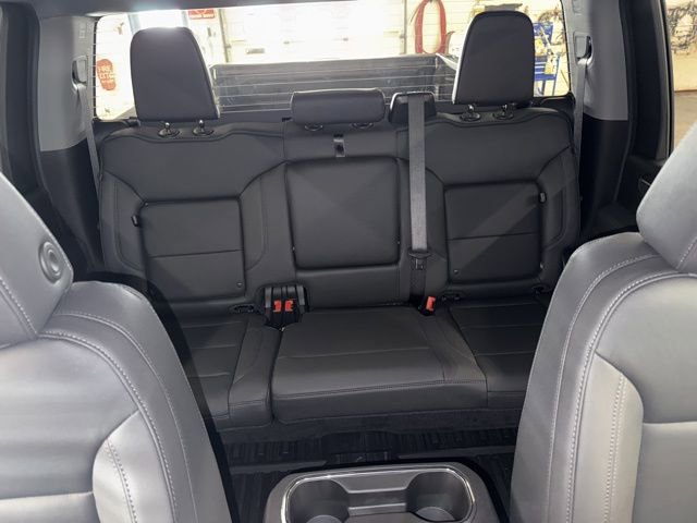 New 2026 GMC Sierra 2500 SLT w/ SLT Convenience Package image 27