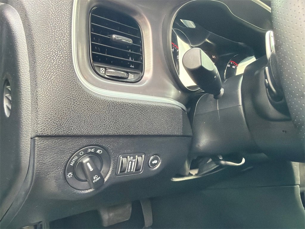 Used 2022 Dodge Charger GT w/ Blacktop Package image 31