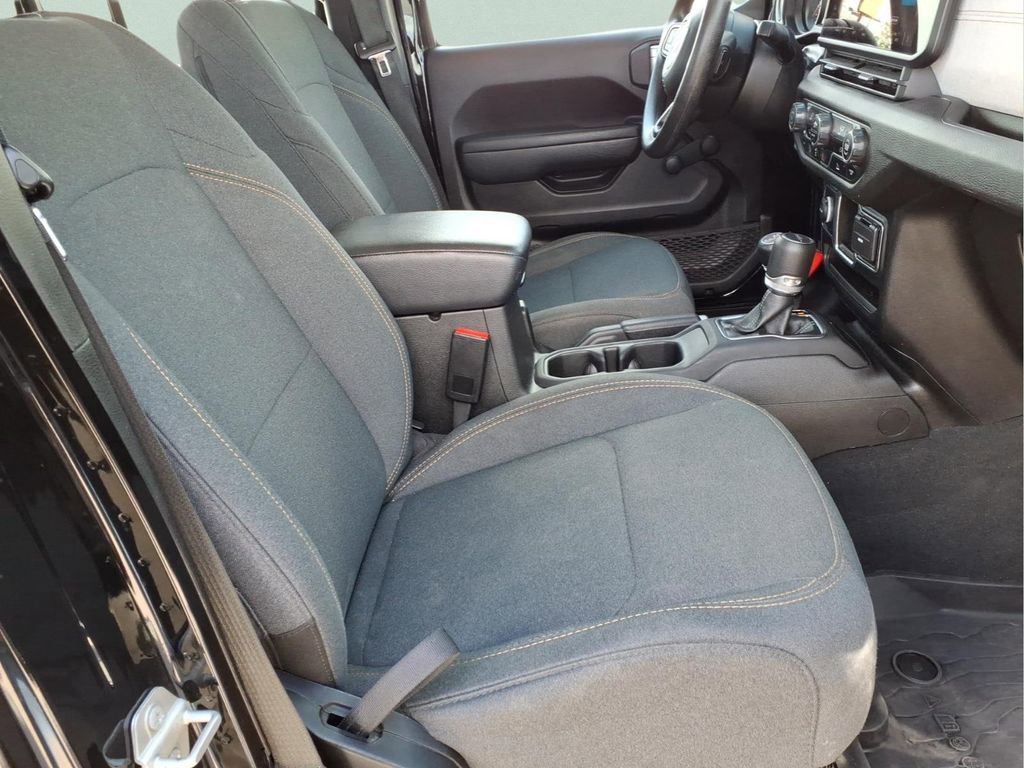 Used 2024 Jeep Gladiator Sport image 10