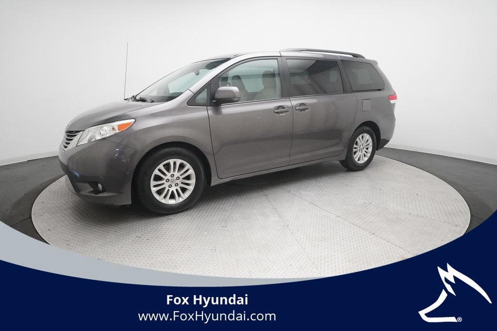 Used 2014 Toyota Sienna XLE