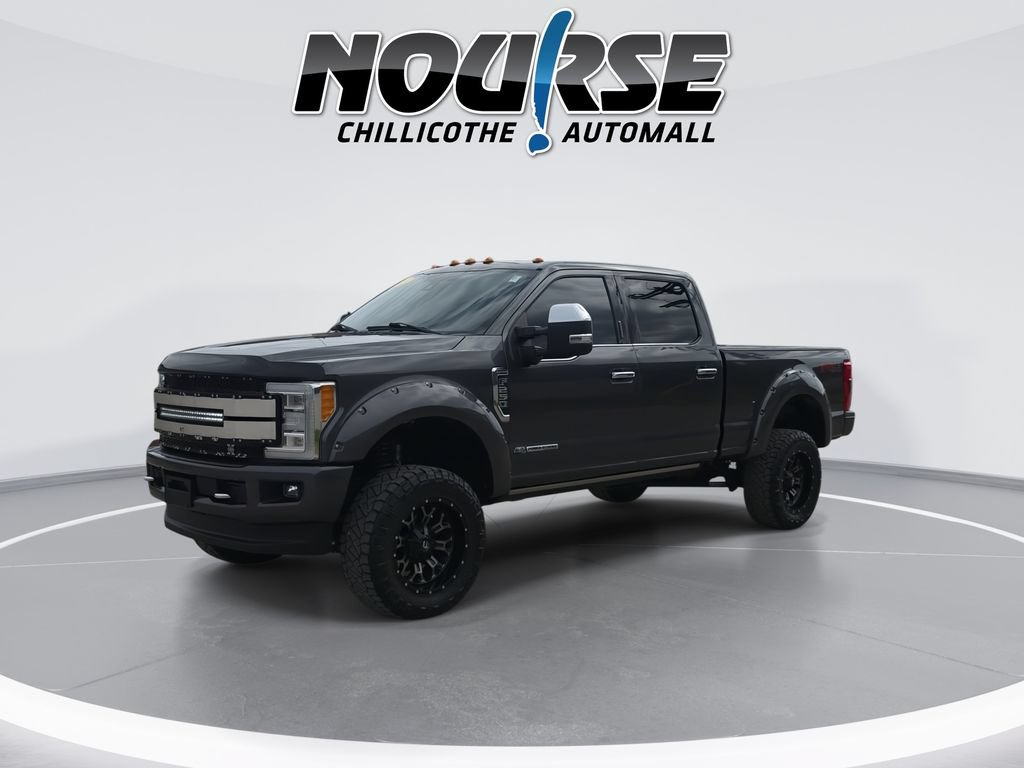 Used 2017 Ford F250 Platinum w/ Platinum Ultimate Package AWD/4WD image 4