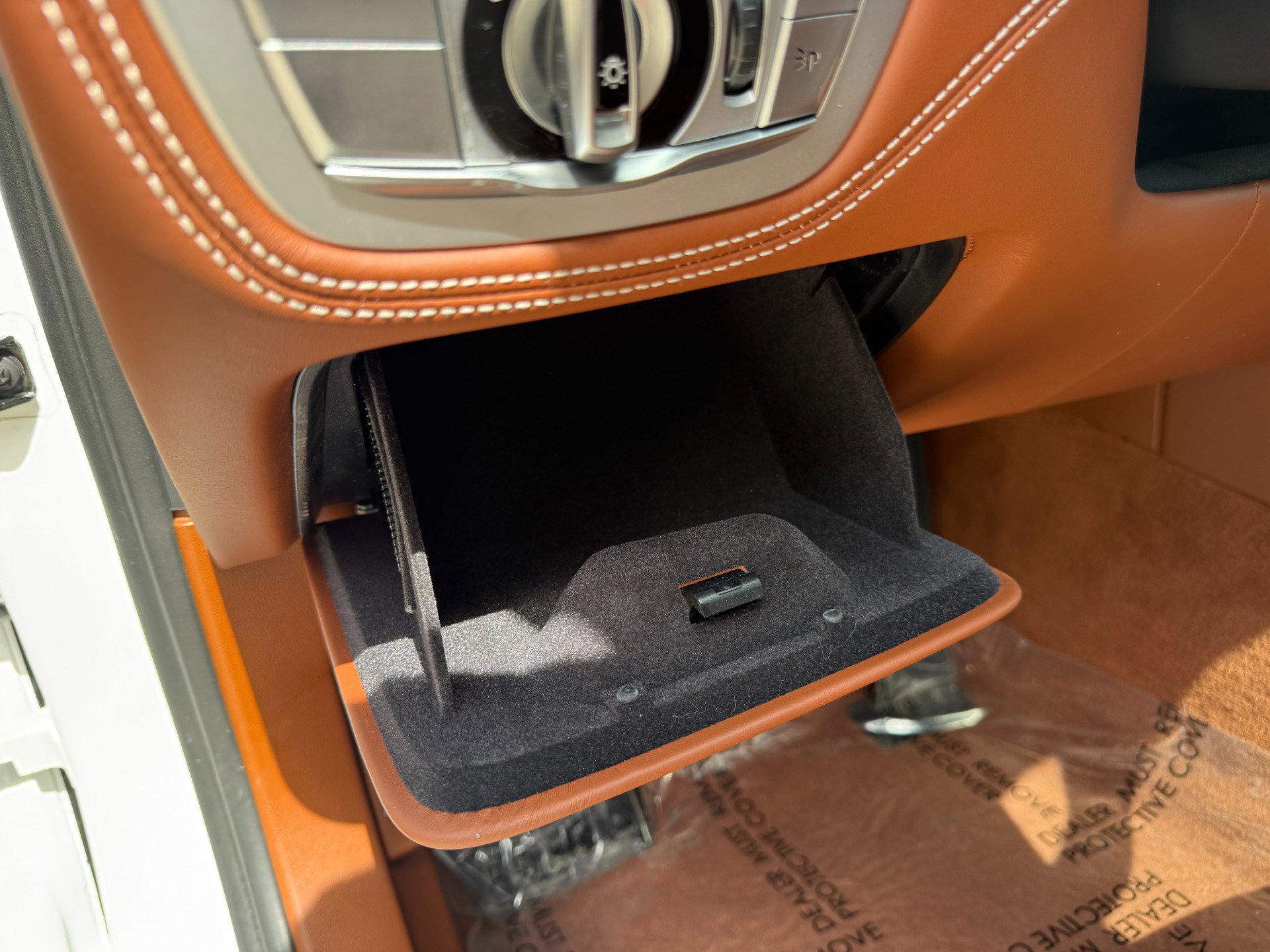 Used 2020 BMW ALPINA B7 xDrive w/ Luxury Rear Seating Package image 95