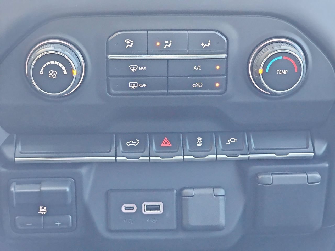 Certified 2023 Chevrolet Silverado 2500 Custom w/ Custom Value Package AWD/4WD image 25