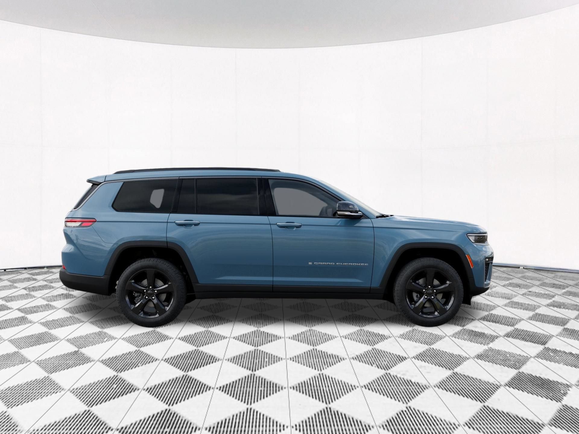 New 2026 Jeep Grand Cherokee L Limited w/ Limited Altitude Package AWD/4WD image 29