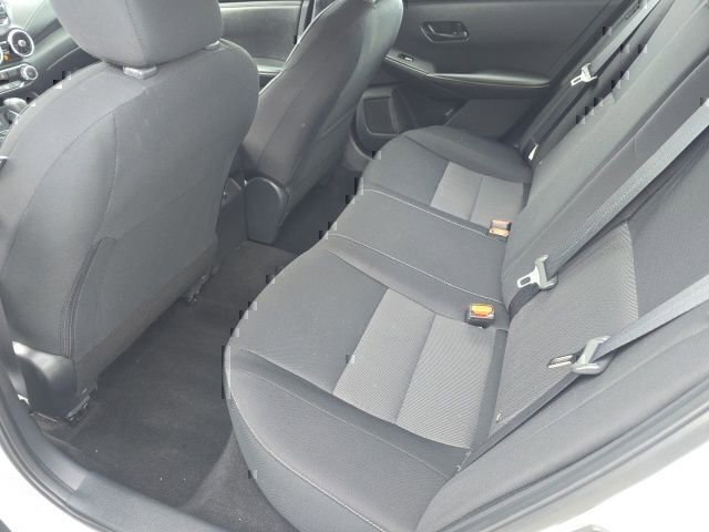 Used 2024 Nissan Sentra SV image 12