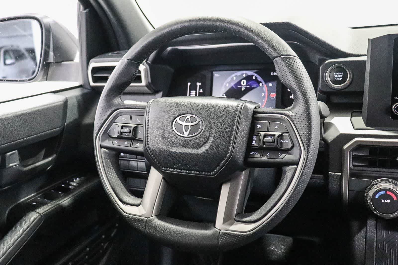 Used 2025 Toyota 4Runner SR5 RWD image 15