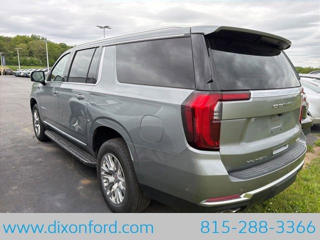 Used 2025 GMC Yukon XL Denali AWD/4WD image 3