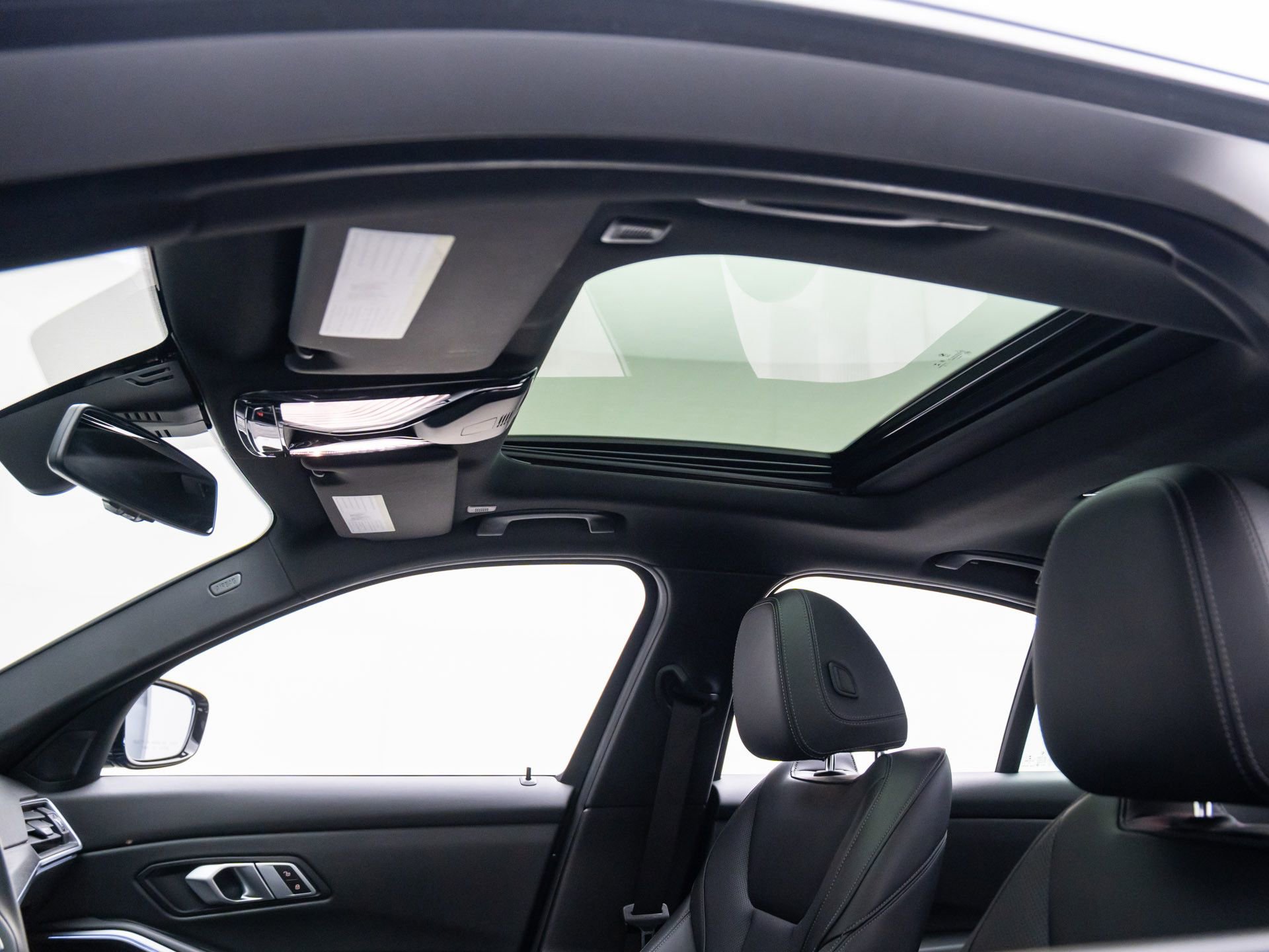 Certified 2023 BMW 330i xDrive Sedan image 18