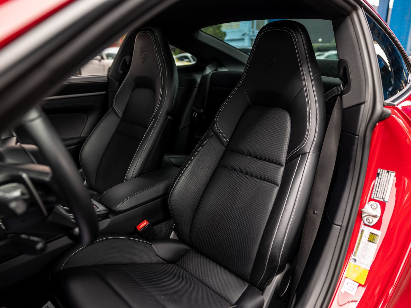Certified 2024 Porsche 911 Carrera RWD image 5