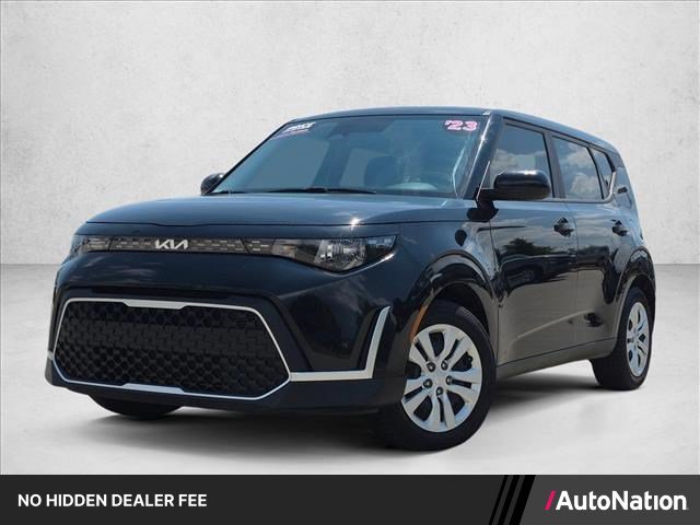 Used 2023 Kia Soul LX FWD video 1