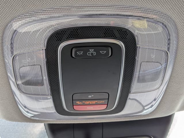 Used 2024 Hyundai Elantra SEL FWD image 28