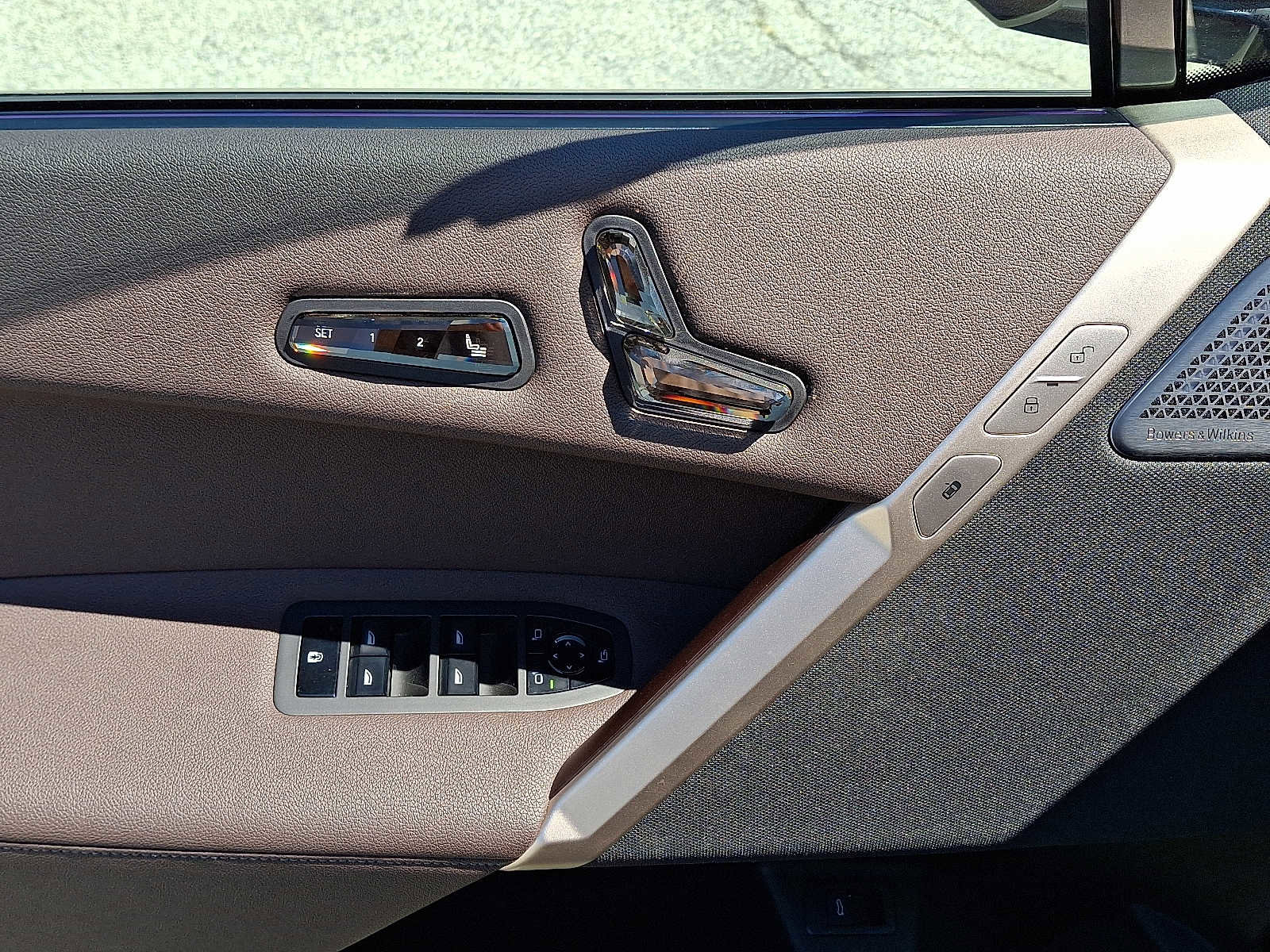 Used 2024 BMW iX M60 image 12