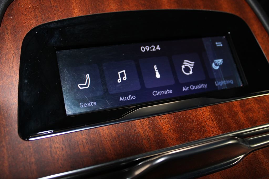 Used 2025 Lincoln Navigator Black Label AWD/4WD image 33