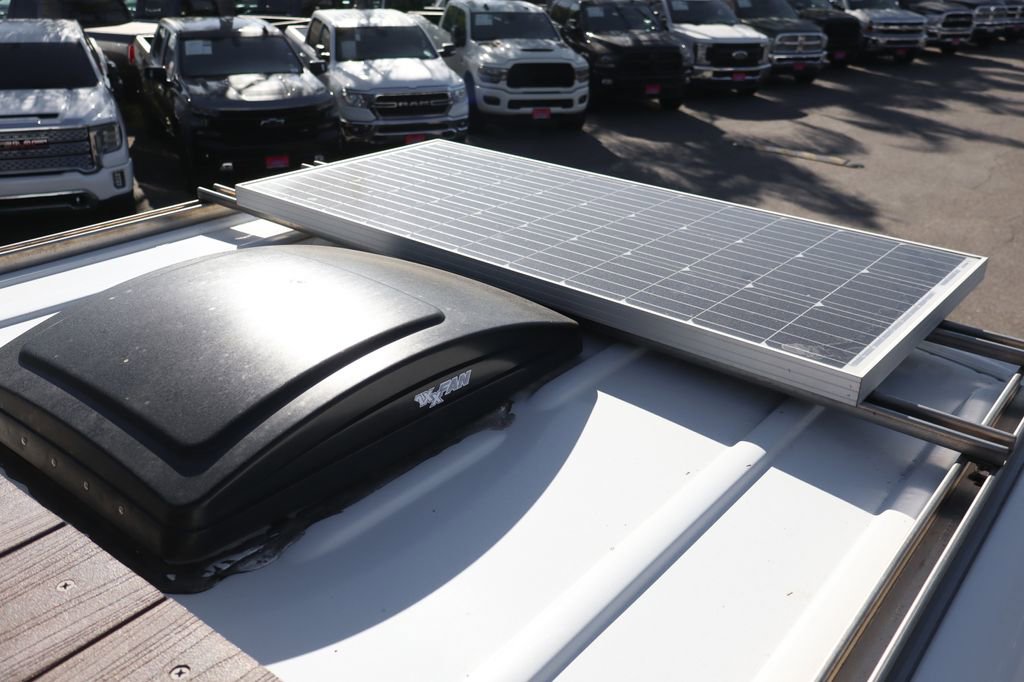 Used 2019 Mercedes-Benz Sprinter 2500 image 8